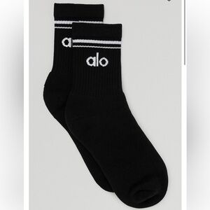 NWT Alo Unisex Half-Crew Sock